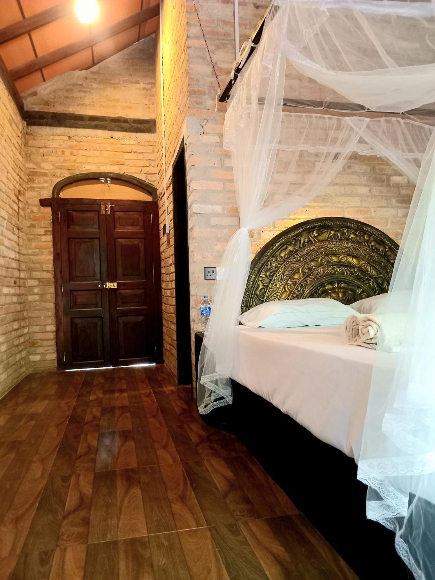 Airport Villa Kamatha -Foreign Booking Only Katunayaka Phòng bức ảnh